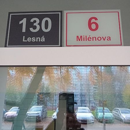 Flat Lesna Brno Lägenhet Exteriör bild