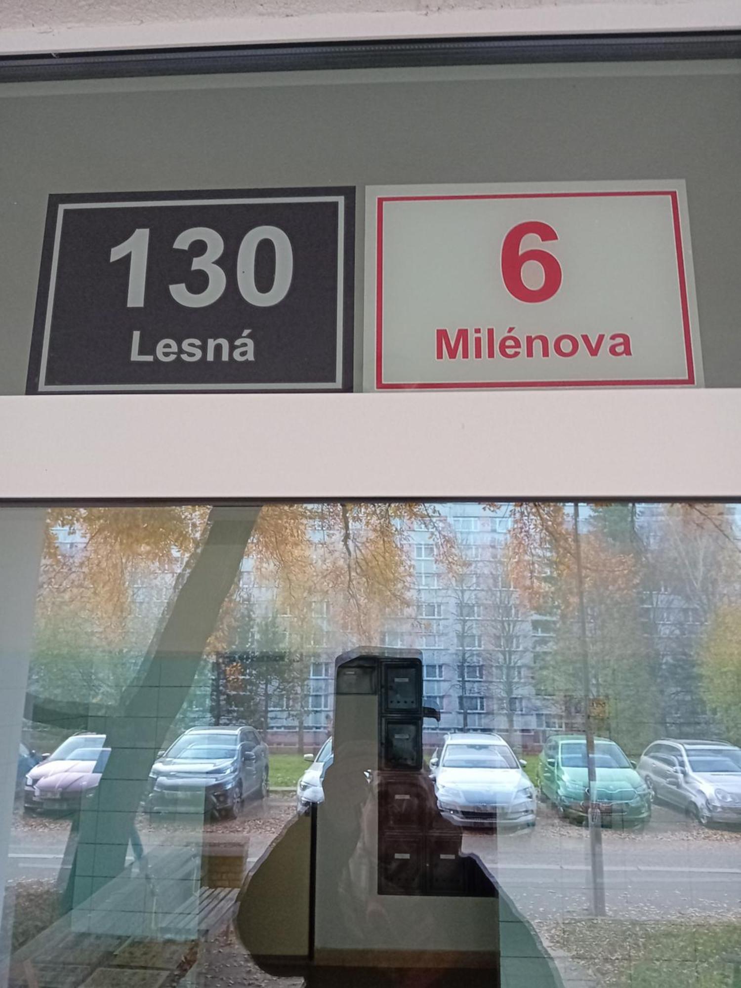 Flat Lesna Brno Lägenhet Exteriör bild